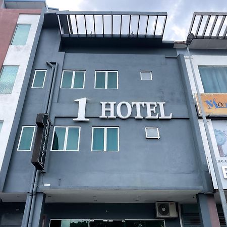1 Hotel Mahkota Cheras Εξωτερικό φωτογραφία
