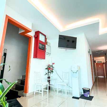 1 Hotel Mahkota Cheras Εξωτερικό φωτογραφία