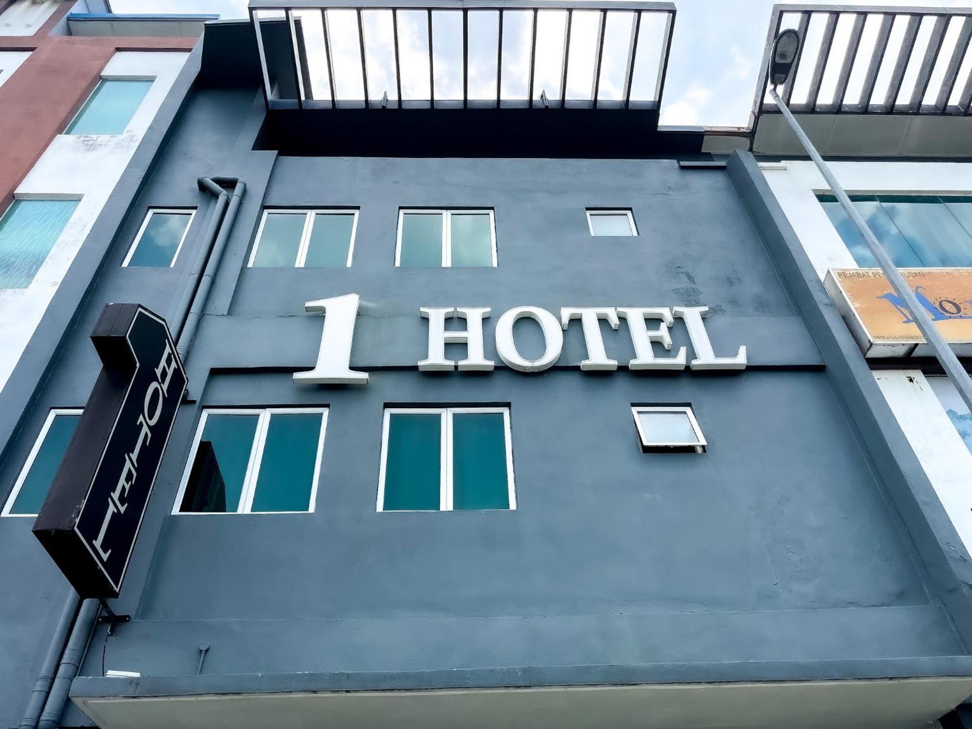 1 Hotel Mahkota Cheras Εξωτερικό φωτογραφία