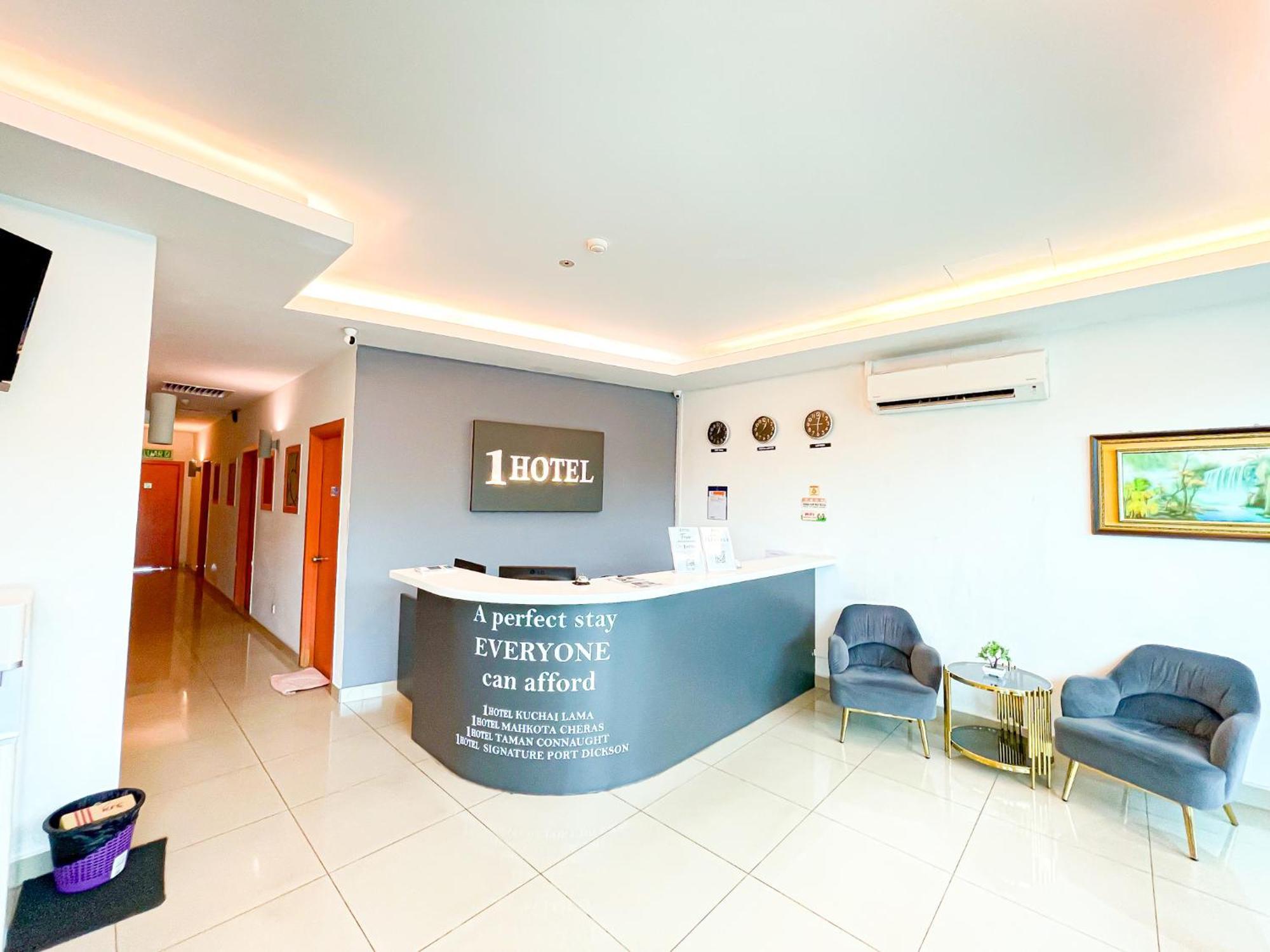 1 Hotel Mahkota Cheras Εξωτερικό φωτογραφία
