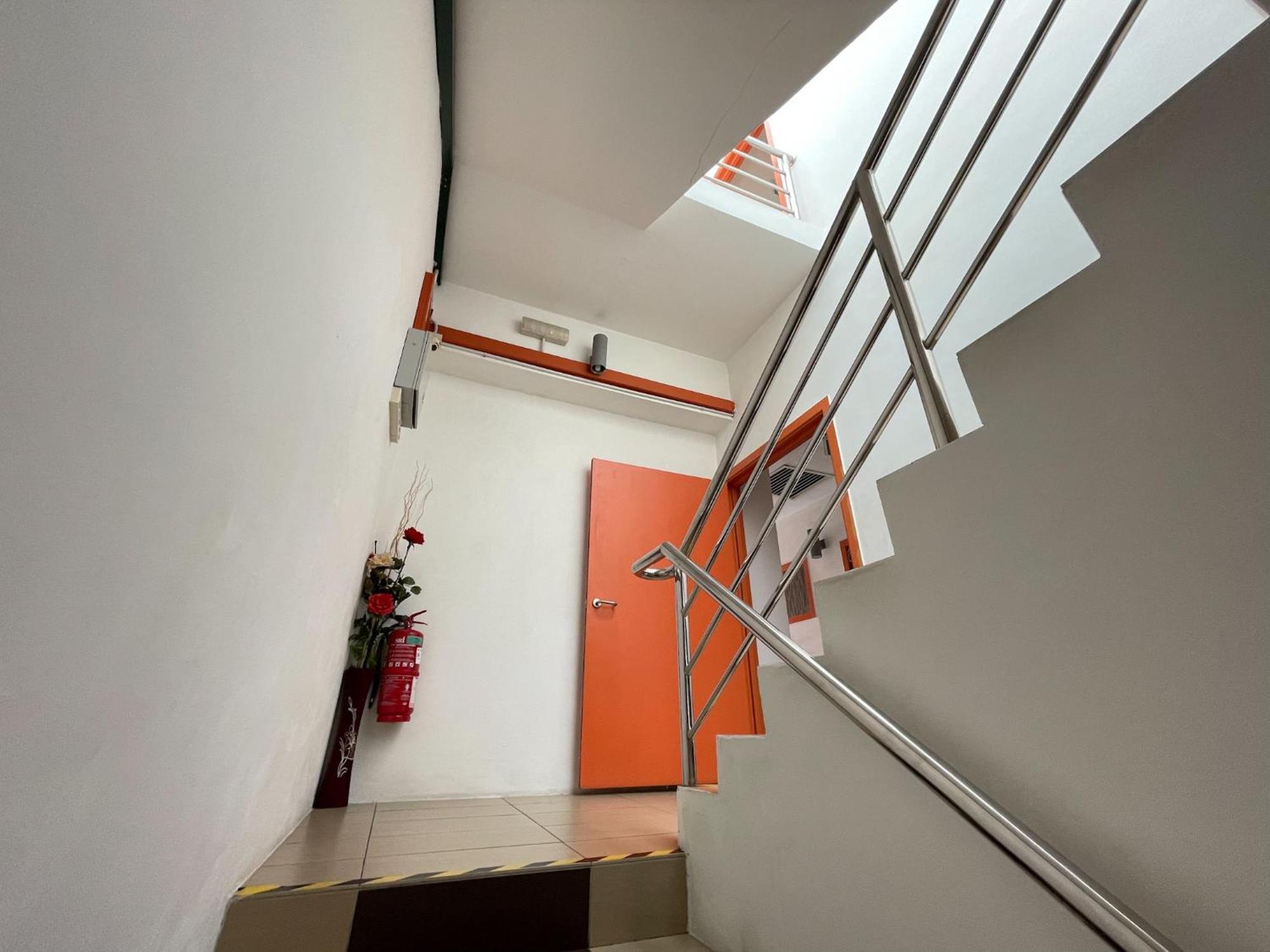 1 Hotel Mahkota Cheras Εξωτερικό φωτογραφία