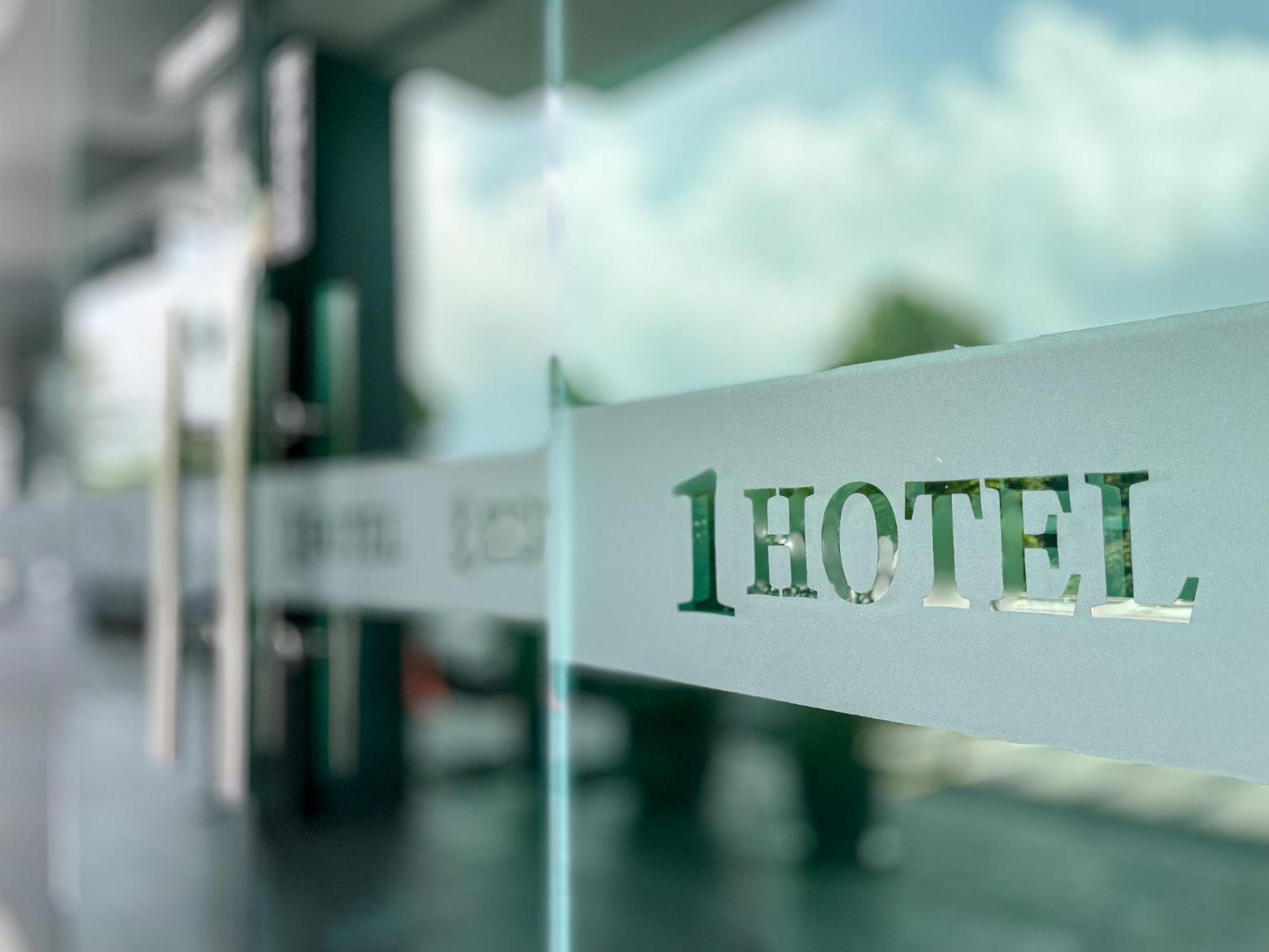1 Hotel Mahkota Cheras Εξωτερικό φωτογραφία