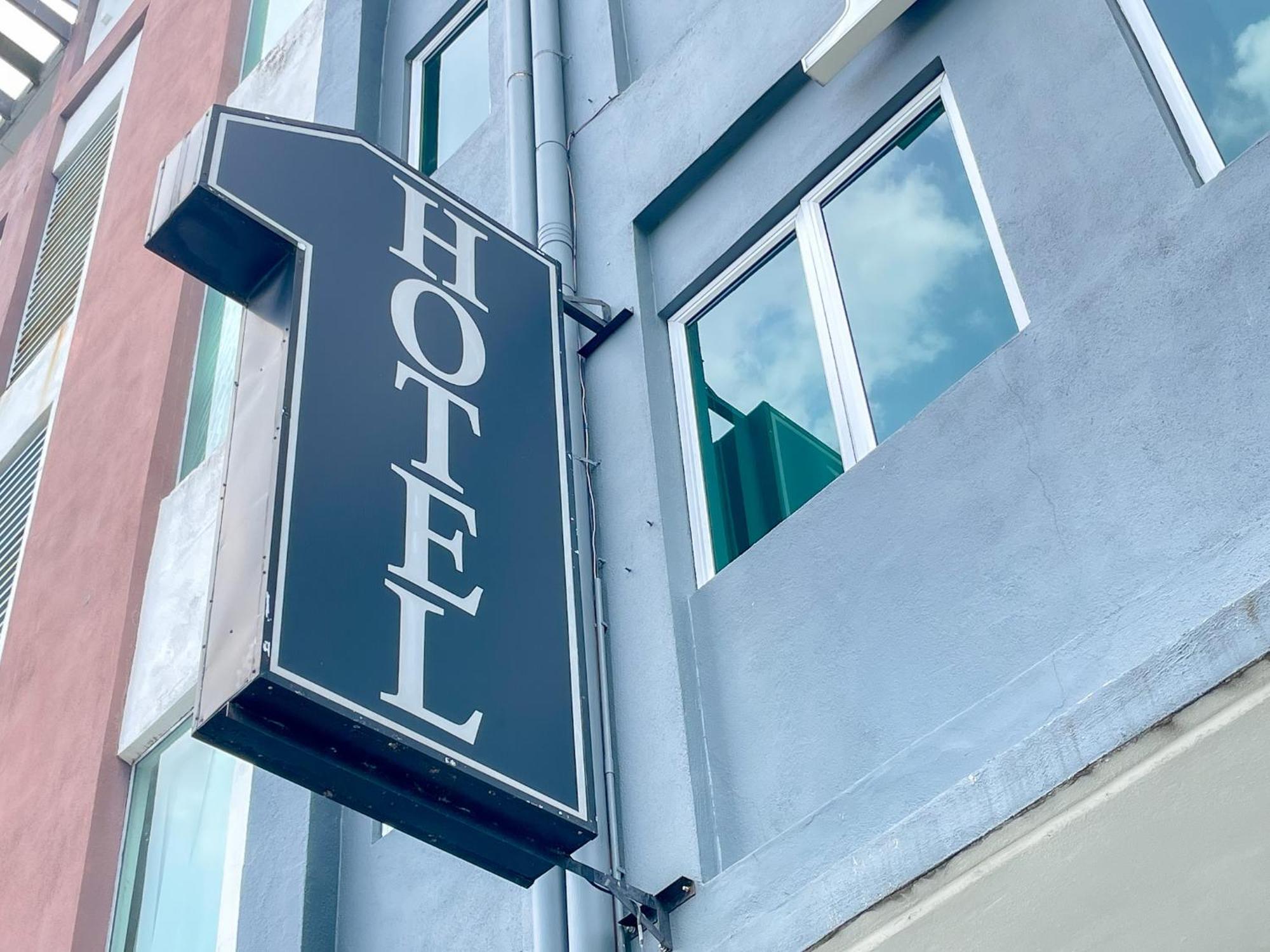1 Hotel Mahkota Cheras Εξωτερικό φωτογραφία