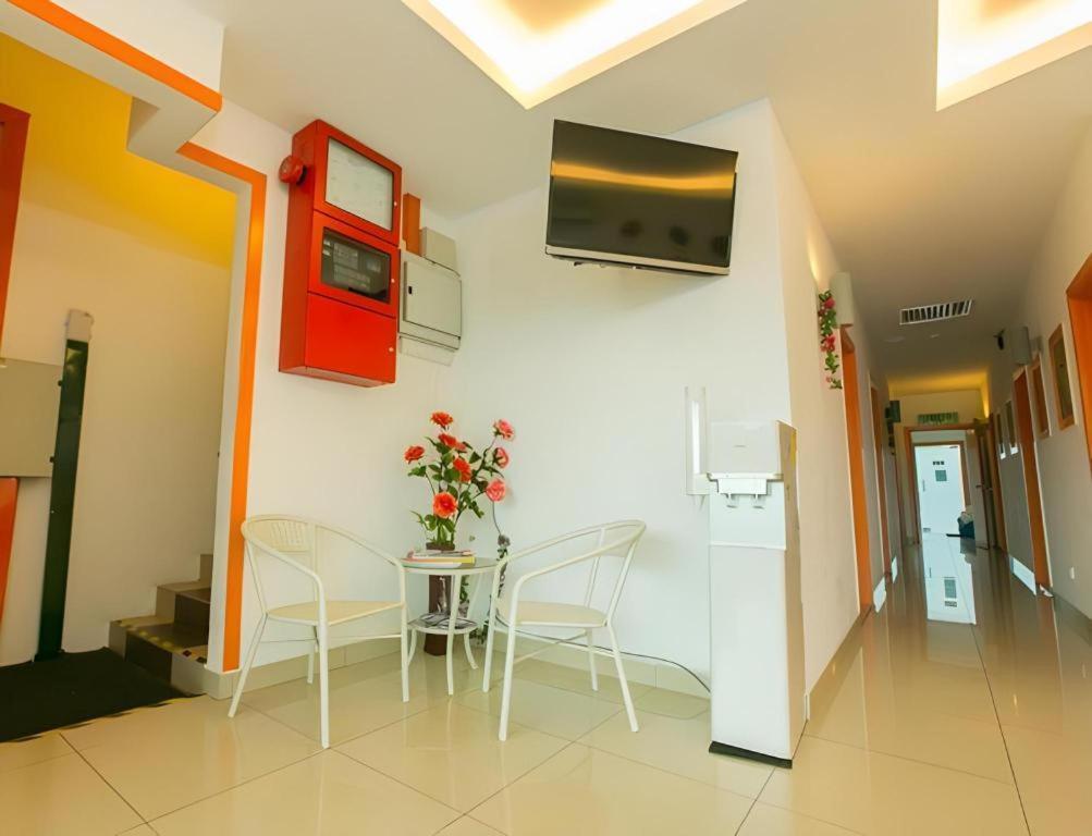 1 Hotel Mahkota Cheras Εξωτερικό φωτογραφία