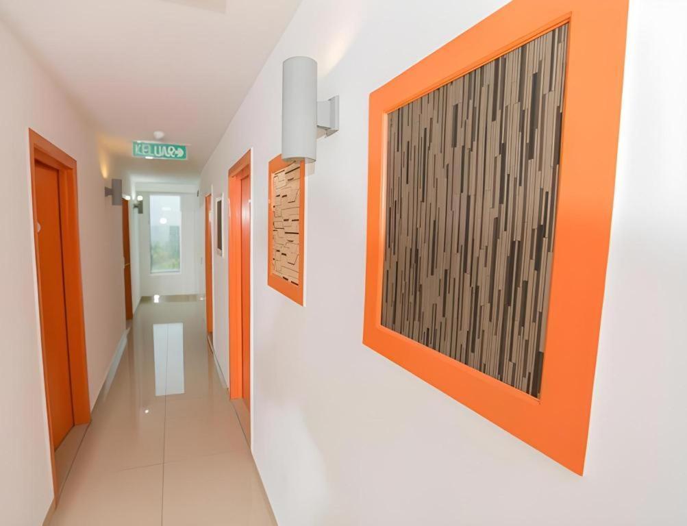 1 Hotel Mahkota Cheras Εξωτερικό φωτογραφία