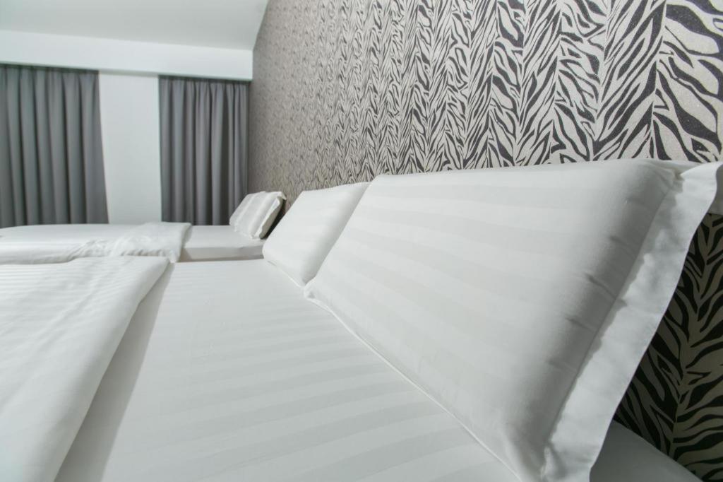1 Hotel Mahkota Cheras Εξωτερικό φωτογραφία