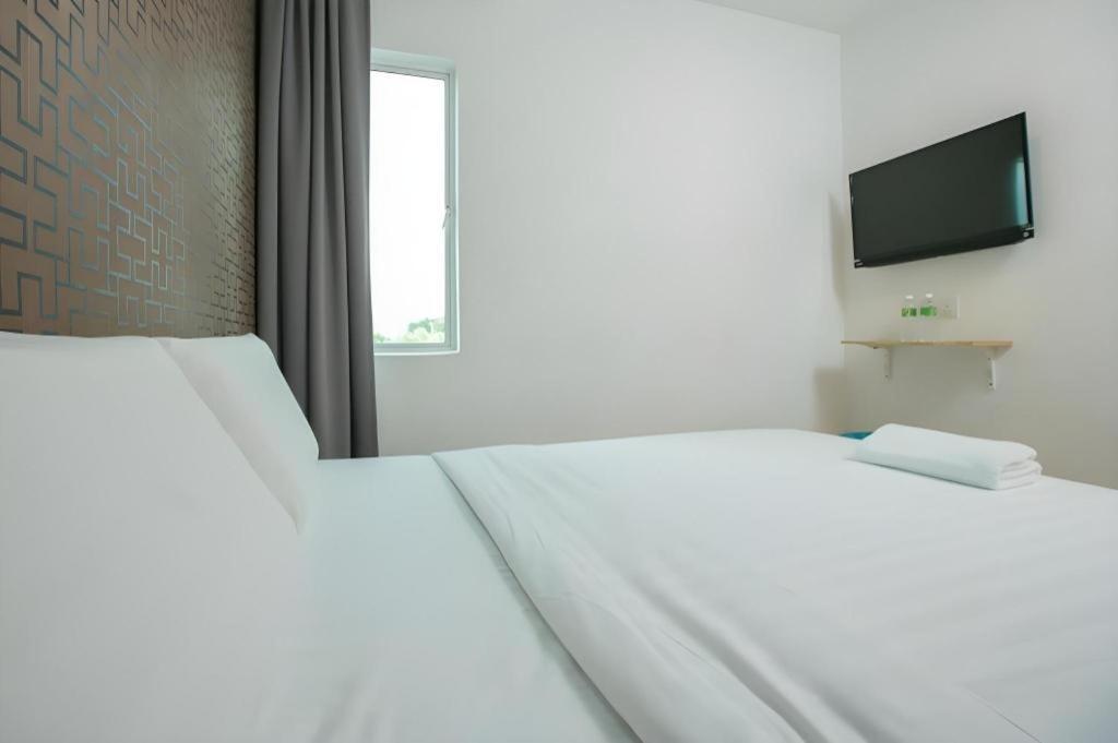 1 Hotel Mahkota Cheras Εξωτερικό φωτογραφία