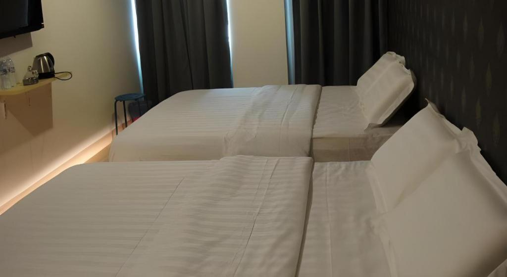 1 Hotel Mahkota Cheras Εξωτερικό φωτογραφία