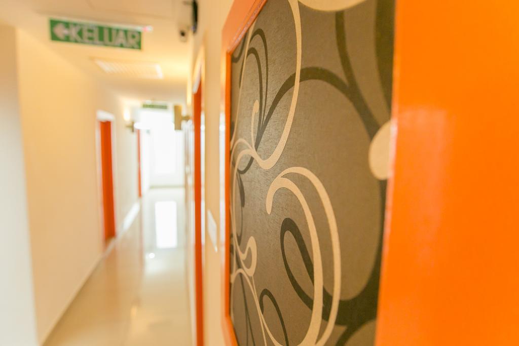 1 Hotel Mahkota Cheras Εξωτερικό φωτογραφία
