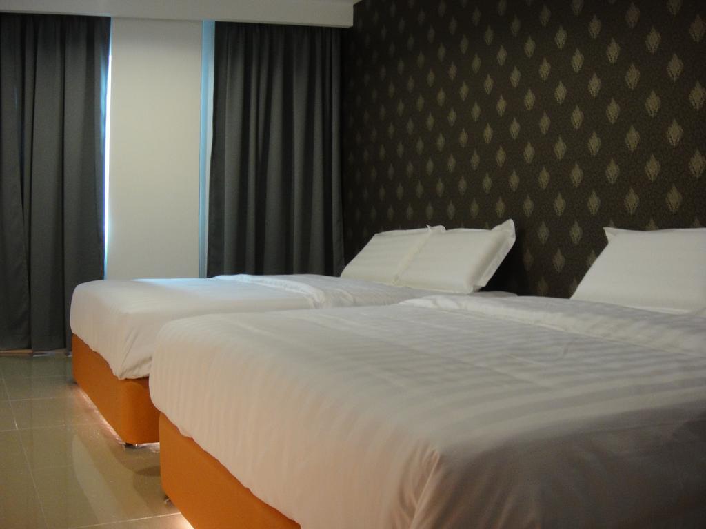 1 Hotel Mahkota Cheras Εξωτερικό φωτογραφία